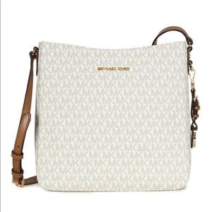 Michael Kors large jet set crossbody